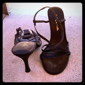 Black strappy satin heel